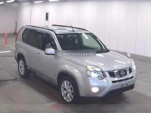 Nissan X-Trail 2013, auction grade 4