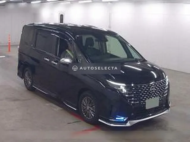 Nissan Serena 2023, auction grade 4