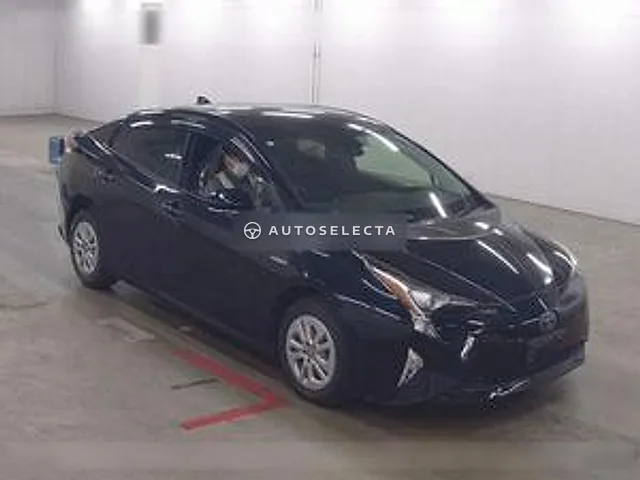 Toyota Prius 2016, auction grade 4