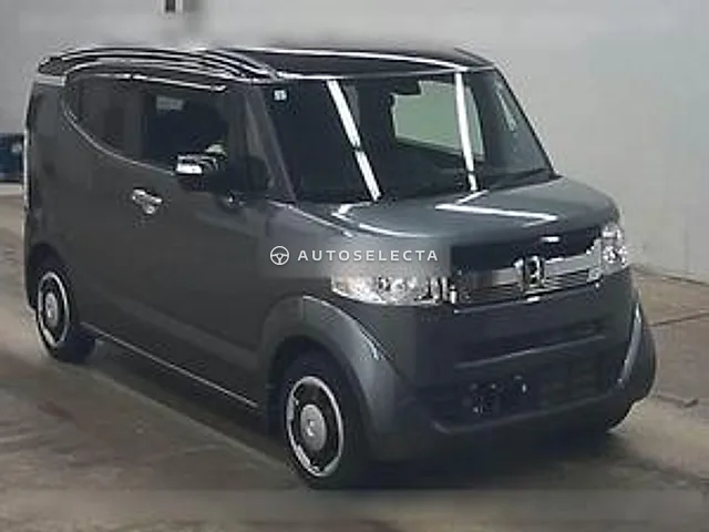 Honda N-BOX Slash 2015, auction grade 3.5