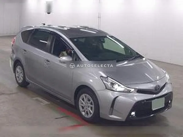 Toyota Prius Alpha 2021, auction grade 4.5