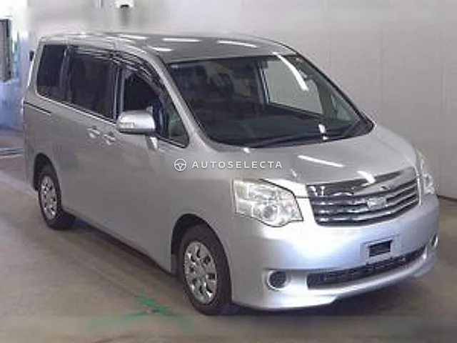 Toyota Noah 2011, auction grade 4.5