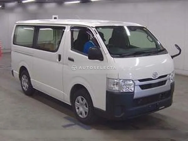 Toyota Hiace Van 2021, auction grade 4