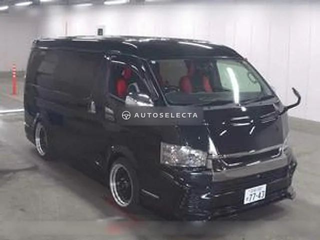 Toyota Hiace Van 2018, auction grade 4