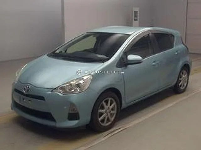 Toyota Aqua 2014, auction grade RA