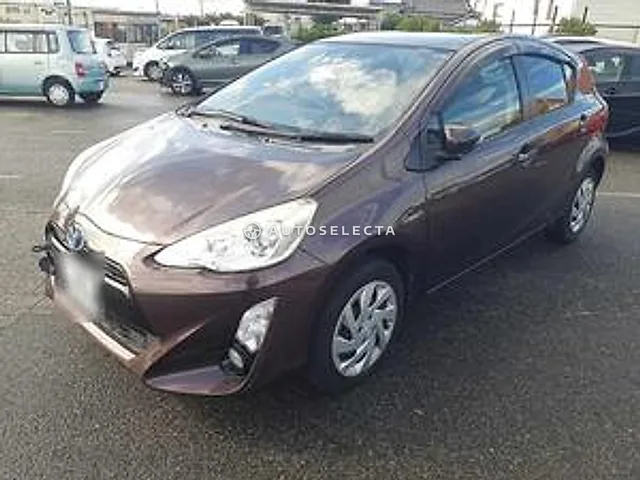 Toyota Aqua 2015