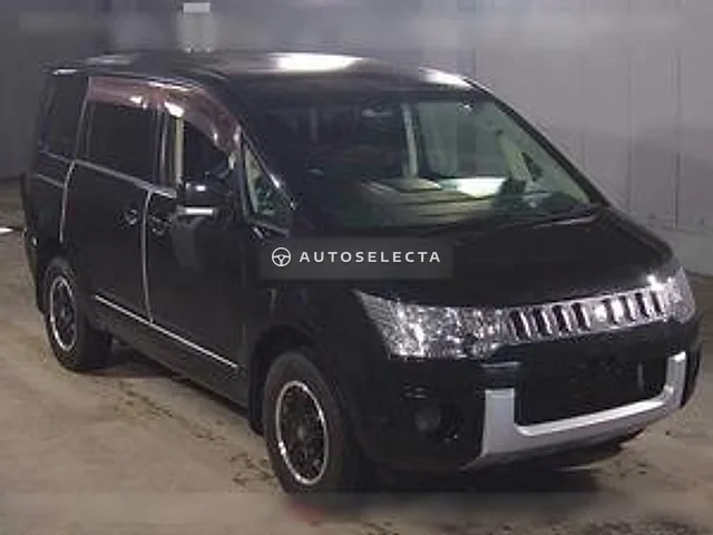 Mitsubishi Delica D:5 2007, auction grade 3.5