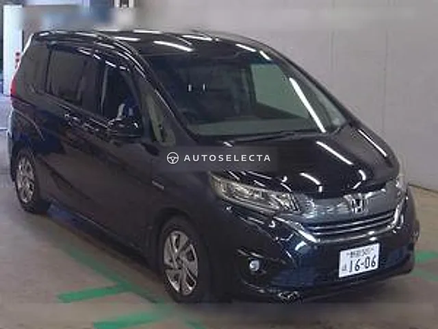 Honda Freed Hybrid 2017, auction grade 4