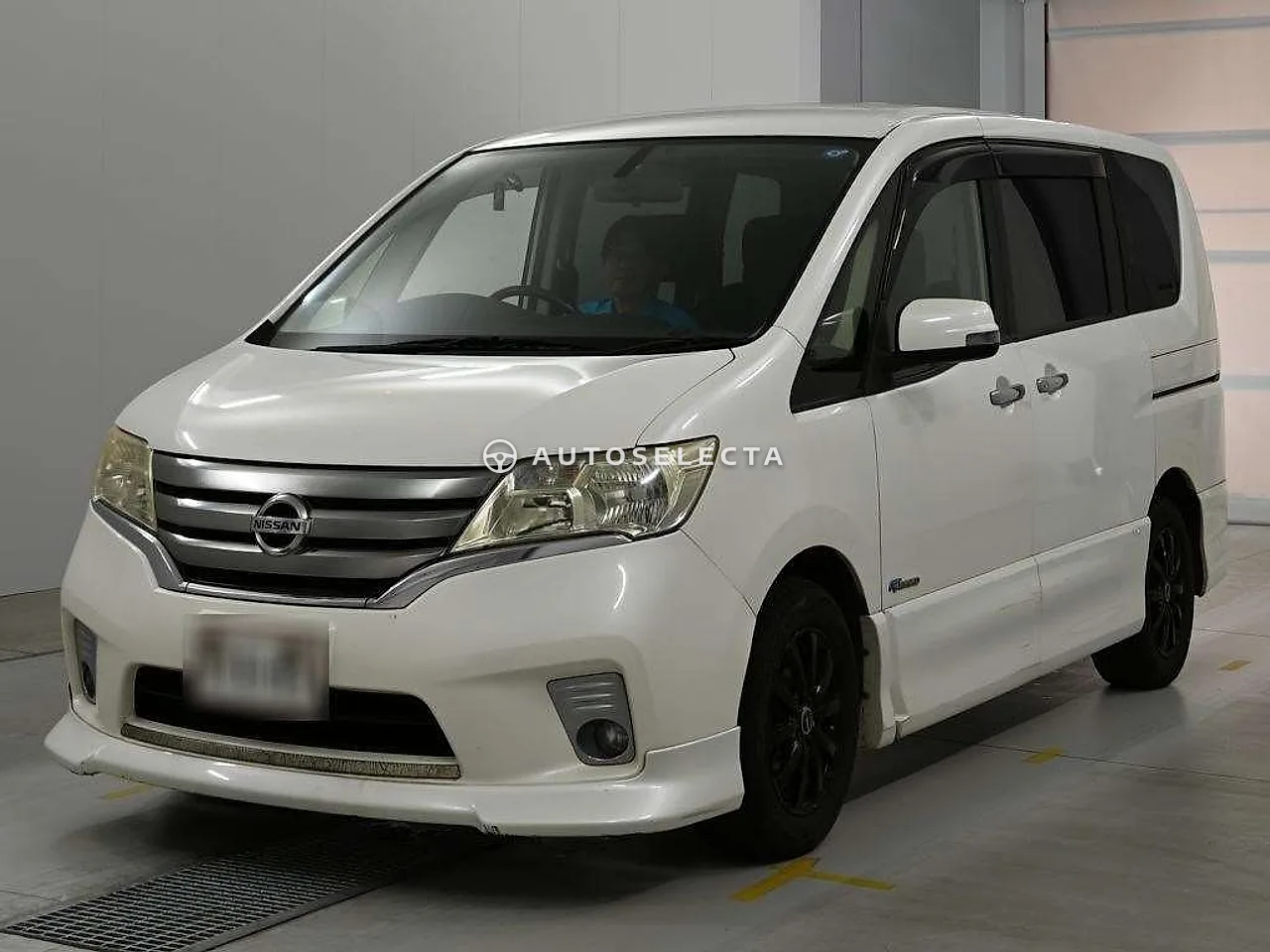 Nissan Serena 2013, photo 1 of 1