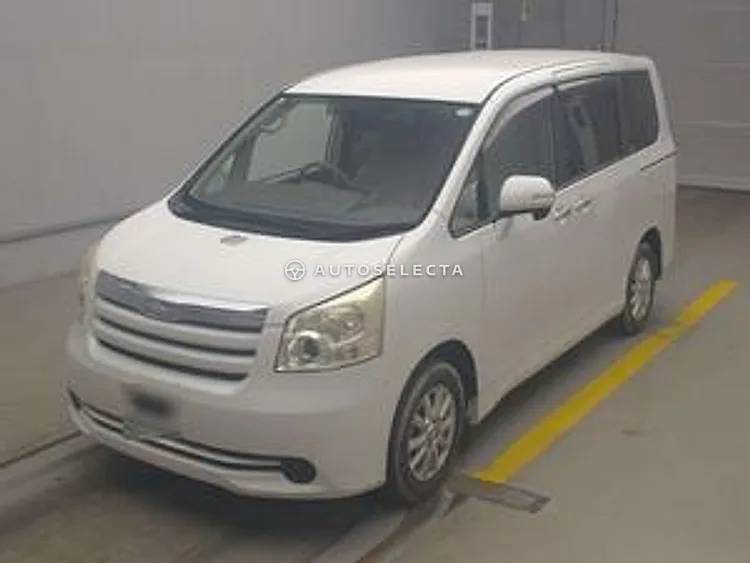 Toyota Noah 2009, photo 1 of 1