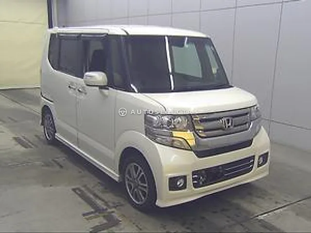 Honda N-BOX 2015, auction grade R