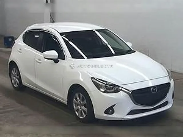 Mazda Demio 2015, auction grade 3