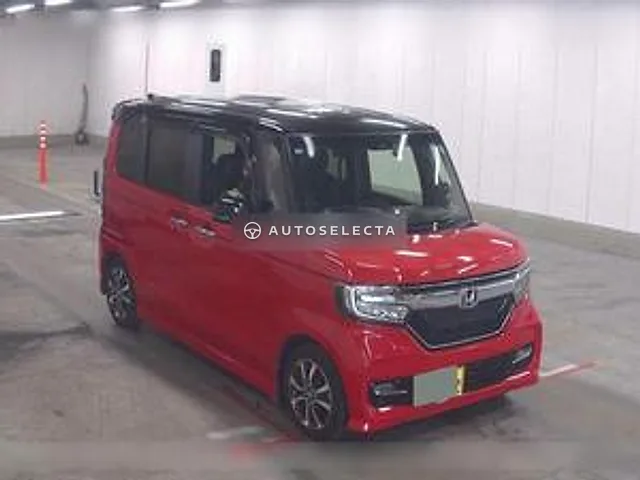 Honda N-BOX Custom 2019, auction grade R