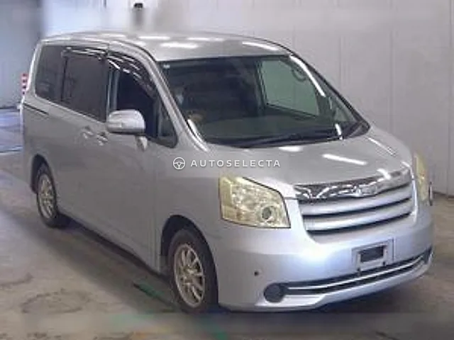 Toyota Noah 2008, auction grade 3