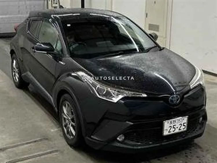 Toyota C-HR 2017, photo 1 of 1