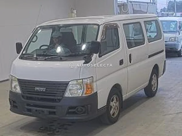 Isuzu Como 2012, auction grade 3.5