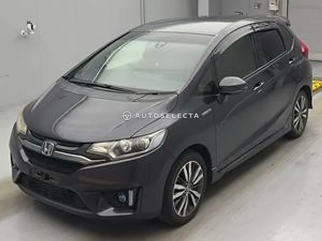 Honda Fit Hybrid 2015, auction grade 4