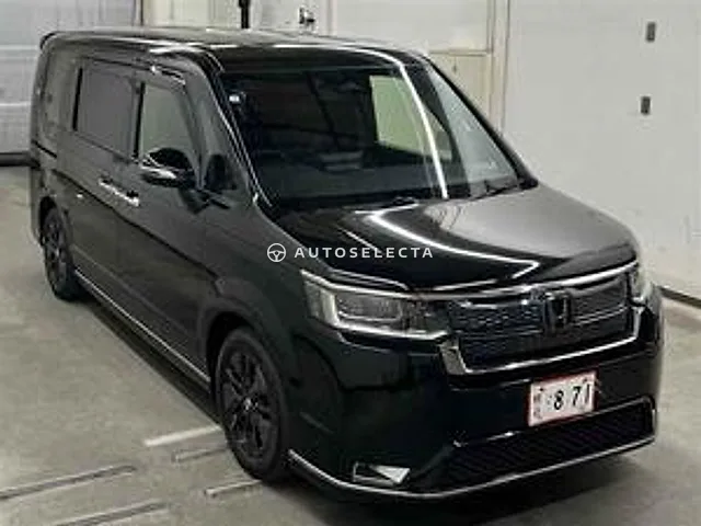 Honda Stepwgn Spada 2023, auction grade 5