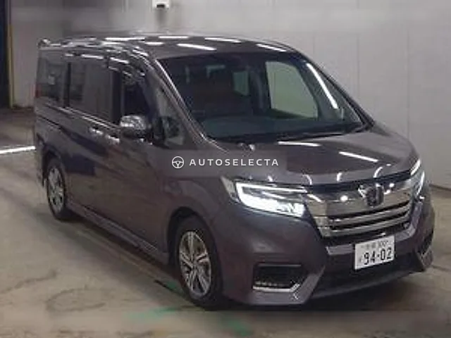 Honda Stepwgn Spada 2020, auction grade 4.5