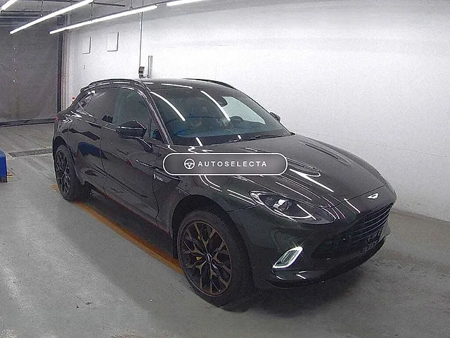 Aston Martin DBX 2021, auction grade 5