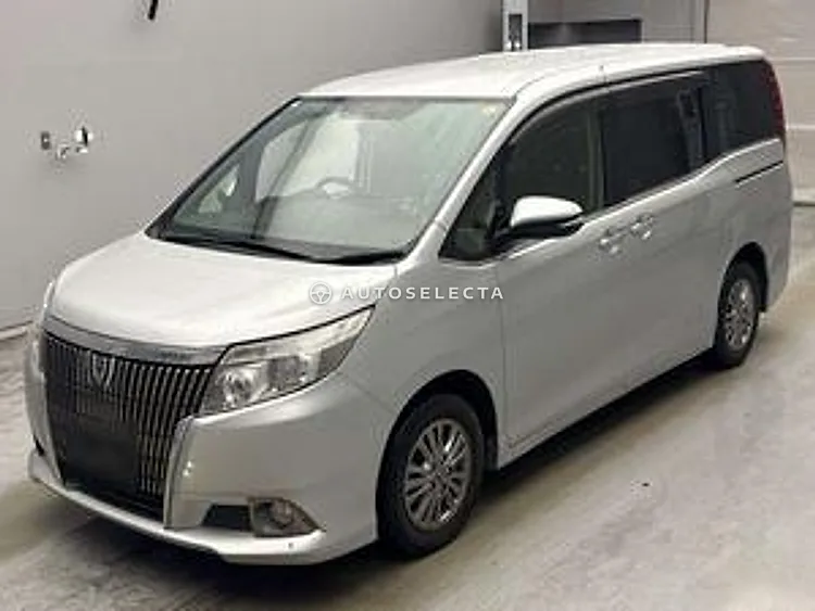 Toyota Esquire 2015, photo 1 of 1