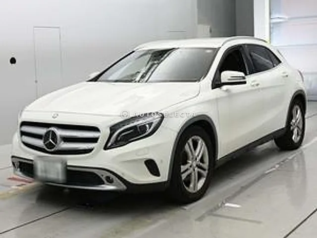 Mercedes-Benz GLA-Class 2014, auction grade 4