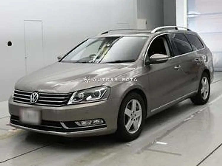 Volkswagen Passat Variant 2011, photo 1 of 1