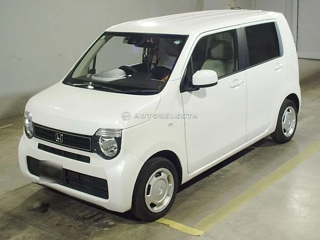 Honda N-WGN 2019, auction grade 3.5
