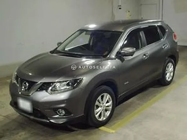 Nissan X-Trail 2016, auction grade 4