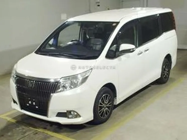 Toyota Esquire 2015, photo 1 of 1