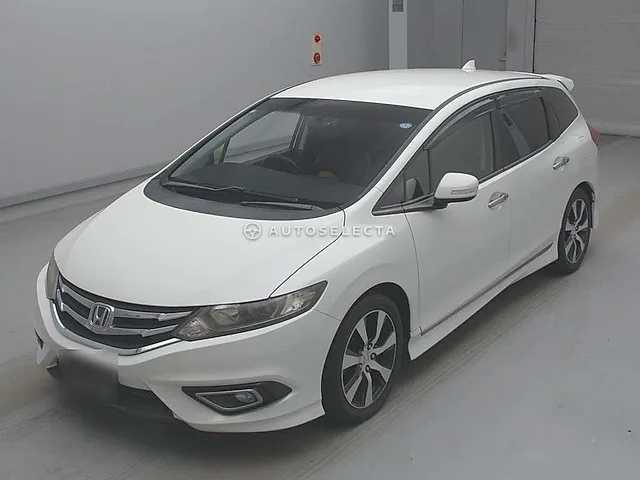 Honda Jade 2017, auction grade 4