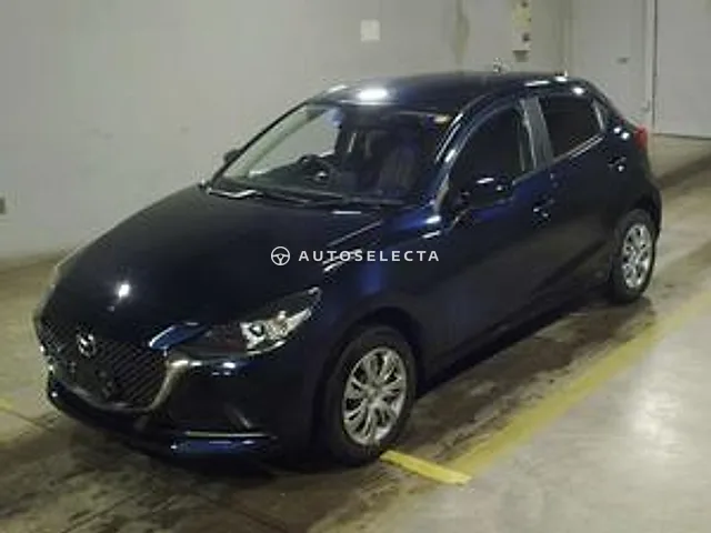 Mazda MAZDA2 2022, auction grade 3