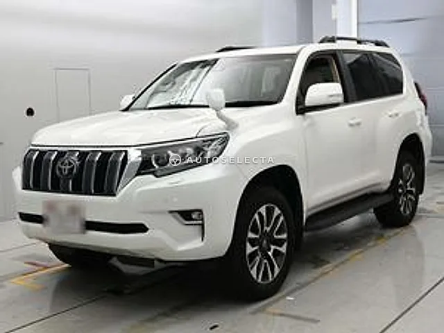 Toyota Land Cruiser Prado 2022, auction grade 4.5
