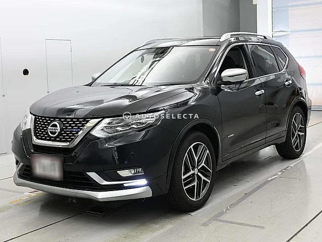 Nissan X-Trail 2019, auction grade 4.5