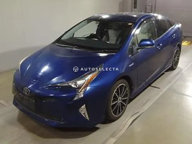Toyota Prius 2015, auction grade 3.5