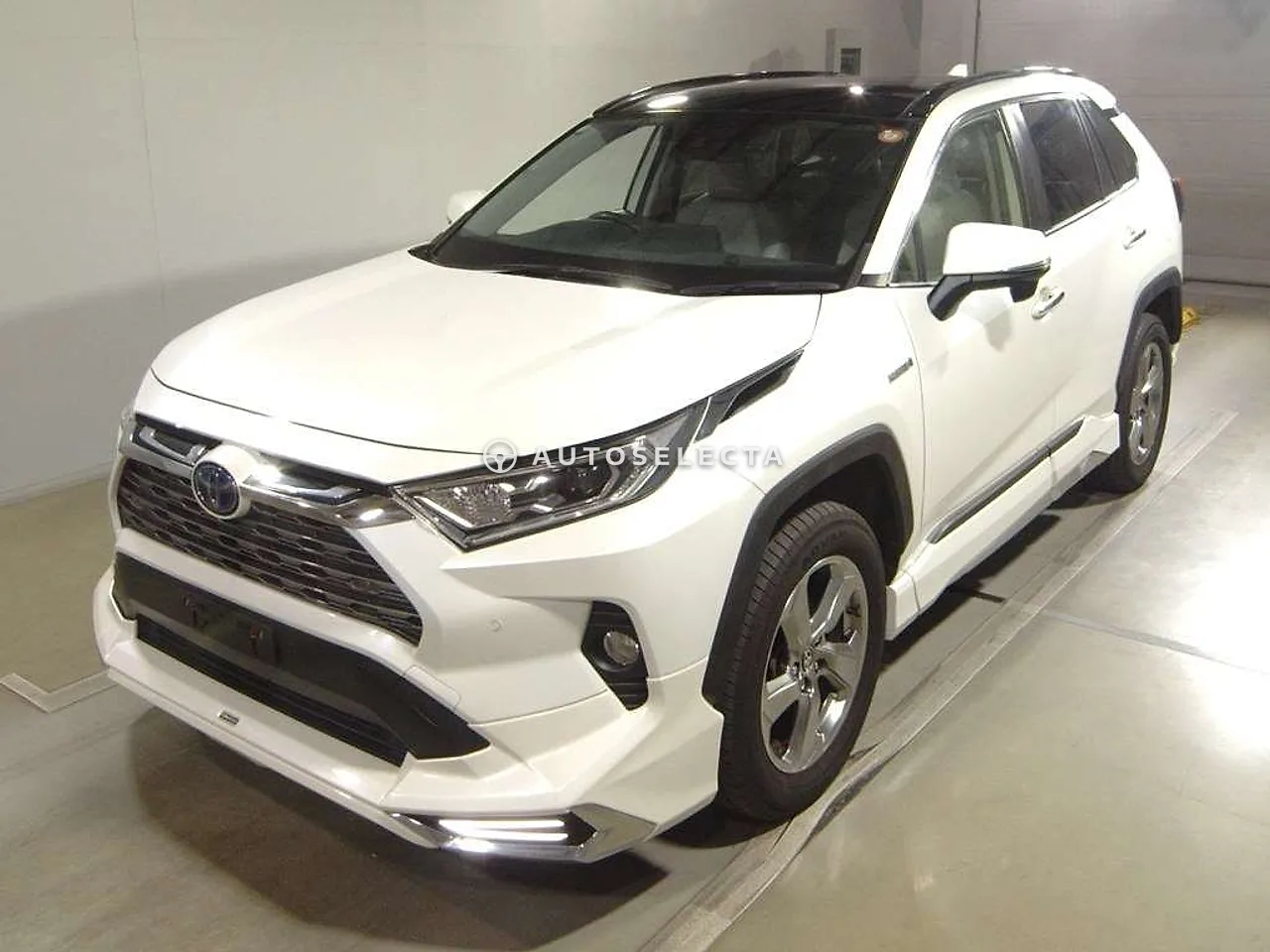 Toyota RAV4 2019, photo 1 of 2