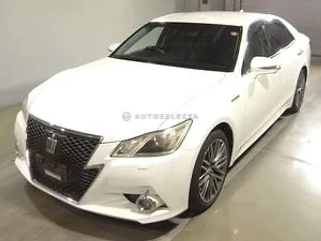 Toyota Crown Hybrid 2013, auction grade 3.5