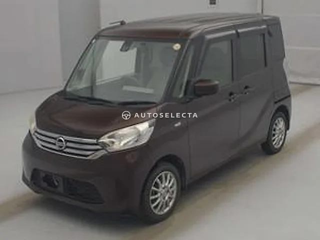 Nissan Dayz Roox 2015, auction grade 3.5