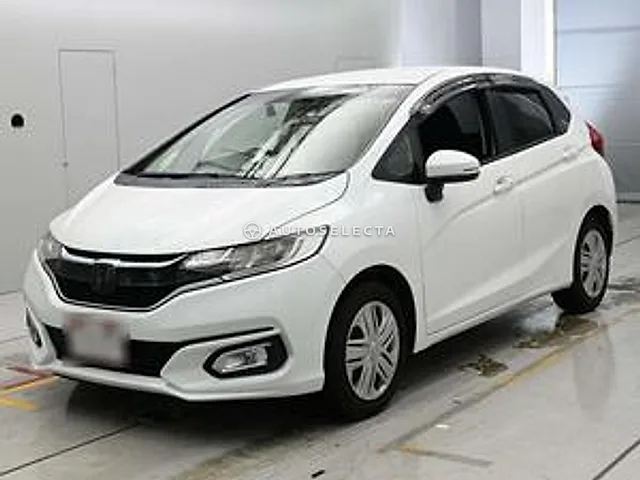 Honda Fit 2019, auction grade 3.5