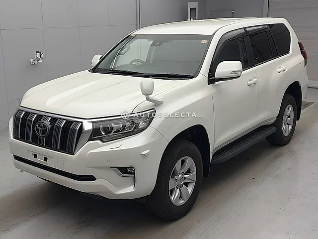 Toyota Land Cruiser Prado 2021, auction grade 5
