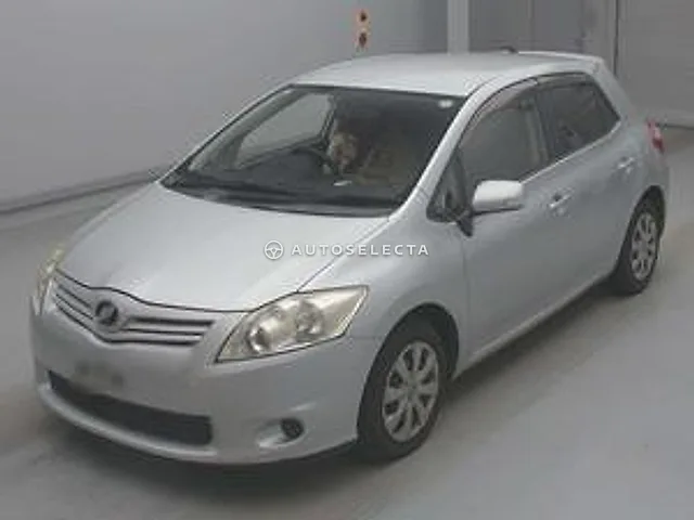 Toyota Auris 2011, auction grade 3