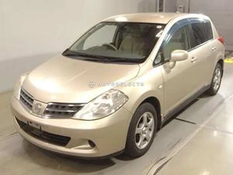 Toyota Noah 2015, photo 1 of 1