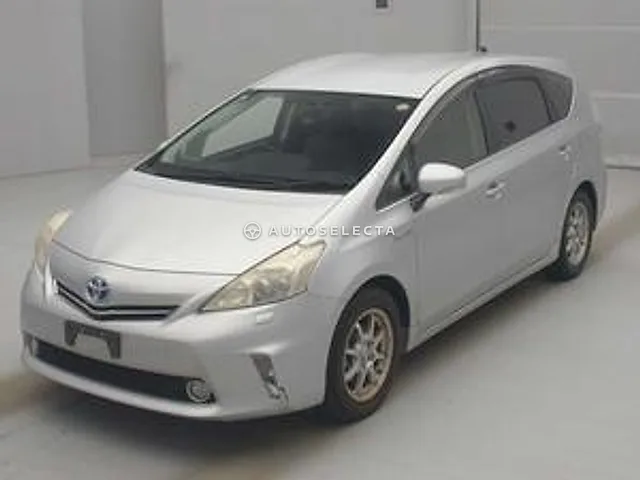 Toyota Prius Alpha 2011, auction grade 3.5