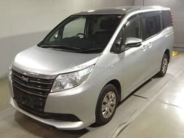 Toyota Noah 2015, auction grade 3.5