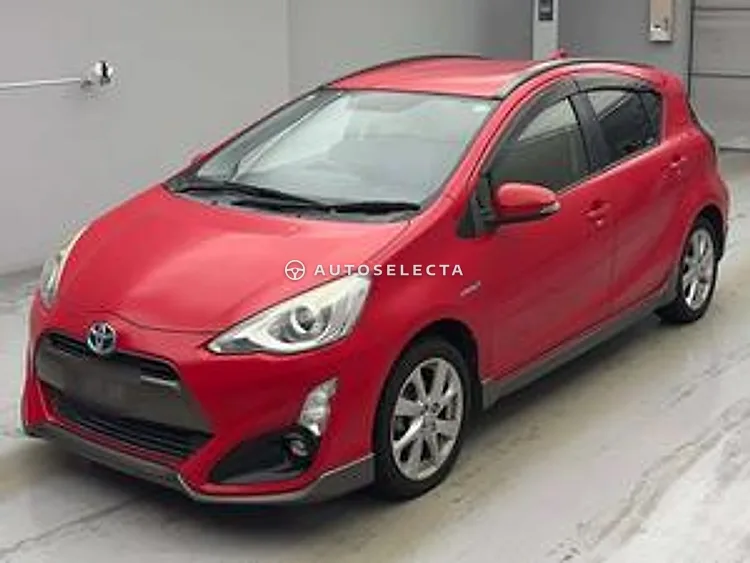 Toyota Aqua 2015, photo 1 of 1