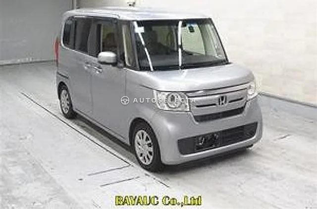 Honda N-BOX 2017, auction grade 4