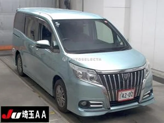 Toyota Esquire 2014, auction grade R