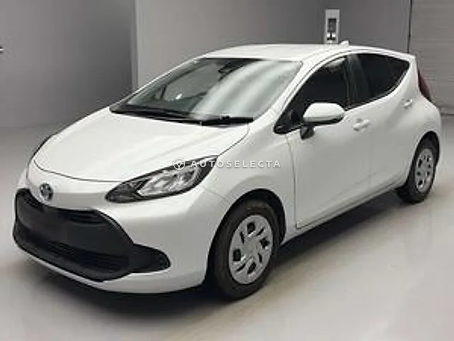 Toyota Aqua 2023, auction grade 4.5