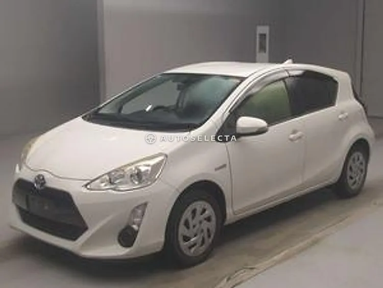 Toyota Aqua 2016, photo 1 of 1