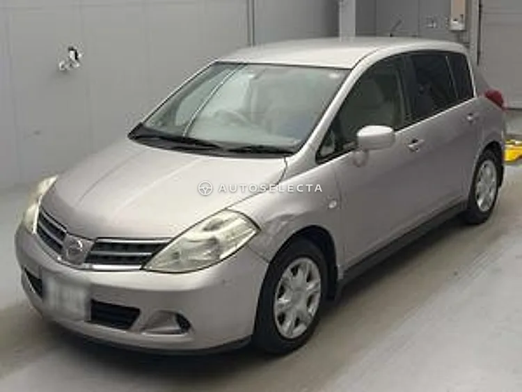 Nissan Tiida 2010, photo 1 of 1